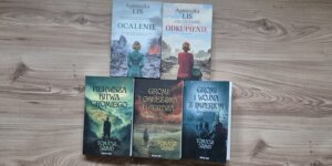 Książkowe serie 2025 okładki