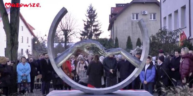 Pomnik Tadeusza Hanzlika - w Zakroczymiu. Fot. UMWM