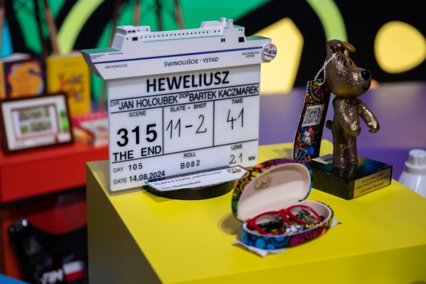 Klaps z filmu Heweliusz - na aukcji WOŚP. Fot. Marcin Banaszkiewicz
