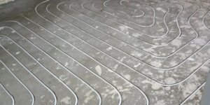 Profesjonalne frezowanie betonu - pod instalacje ogrzewania podłogowego - MMI Service. Fot. mat prasowy