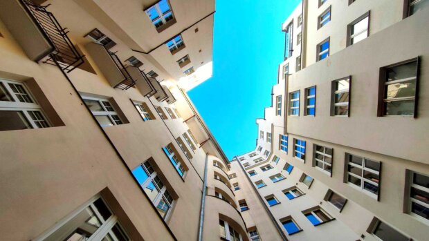 Kamienica Alfreda Binzera - widok z podwórka. Fot. Warszawa.pl