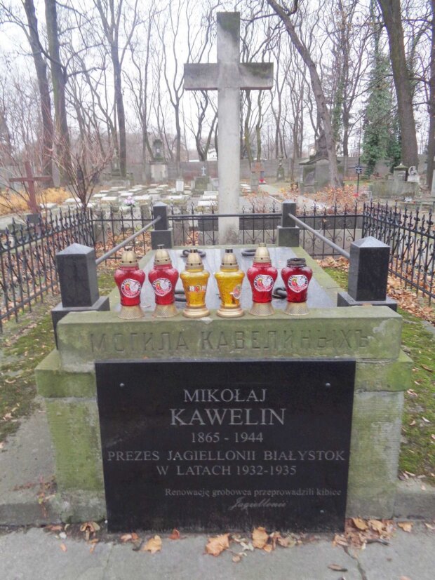 Grób Mikołaja Kawelina - na cmentarzu Prawosławnym w Warszawie. 7 grudnia 2019. Fot Lukasz2 źr. Wikimedia
