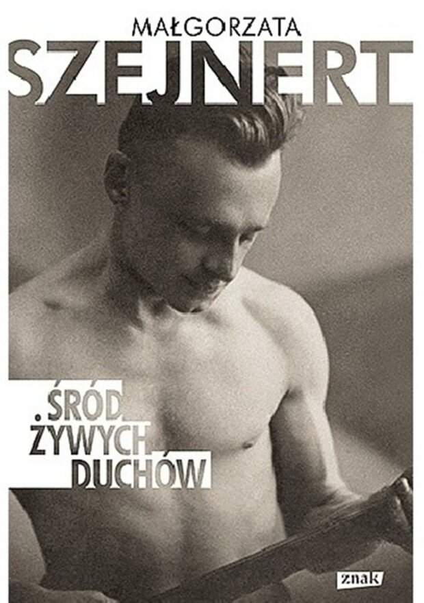 Śród żywych duchów okładka książki