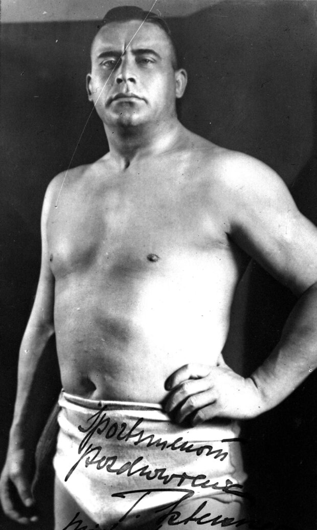 Teodor Sztekker - zapaśnik, Kurier Codzienny w 1932 r. Fot. źr. NAC