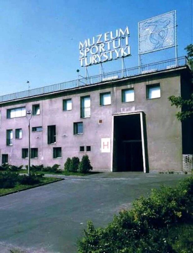 Siedziba Muzeum Sportu i Turystyki - na Skrze. Fot. MSiT