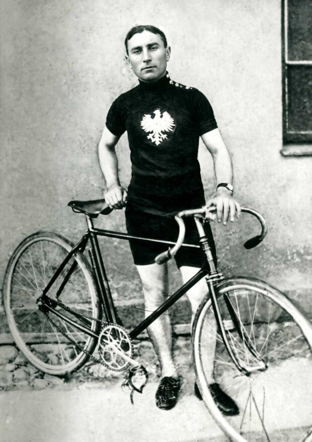 Franciszek Zawadzki - mistrz Polski z 1919 R. (retusz oprogramowaniem Gemini). Fot. źr. MSiT