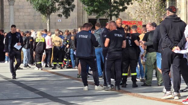 Wieżowiec 2026 - Mistrzostwa Polski Strażaków w biegu po schodach. Fot. Strażacka Warszawa